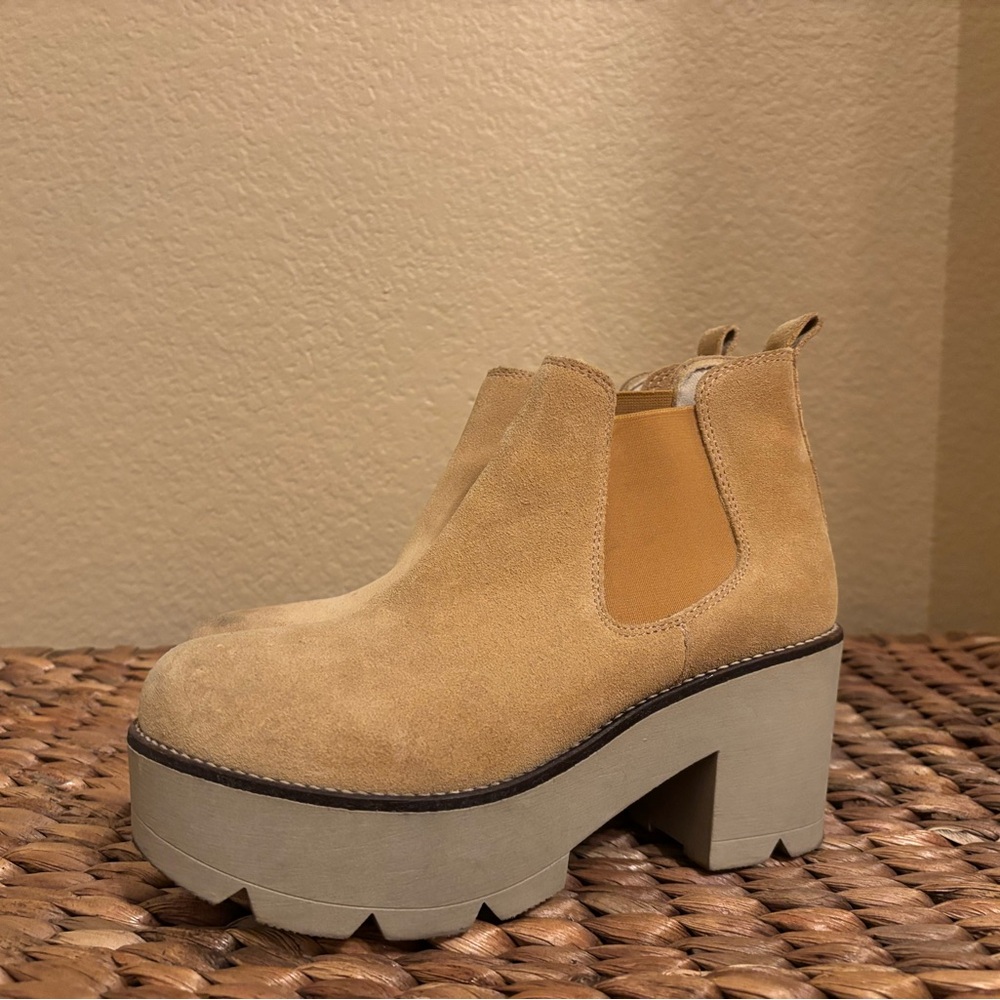 Yellow platform ankle boot